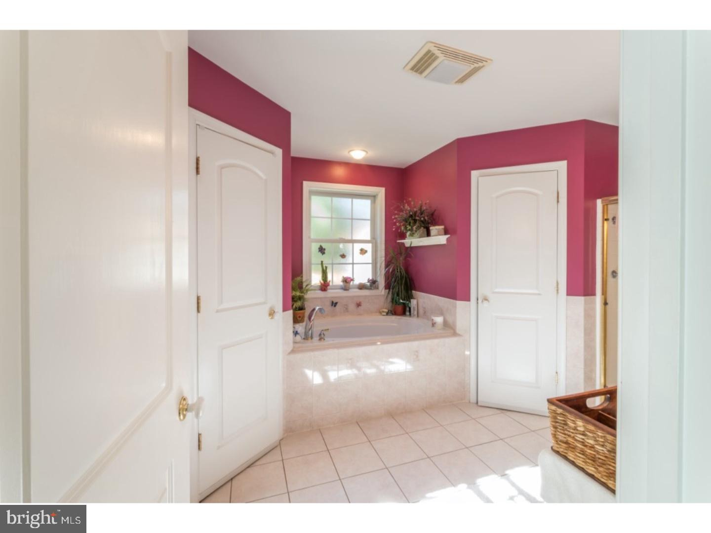 163 Norcross Road Sicklerville, NJ 08081 - Photo 14 of 25 Gallery Image 14