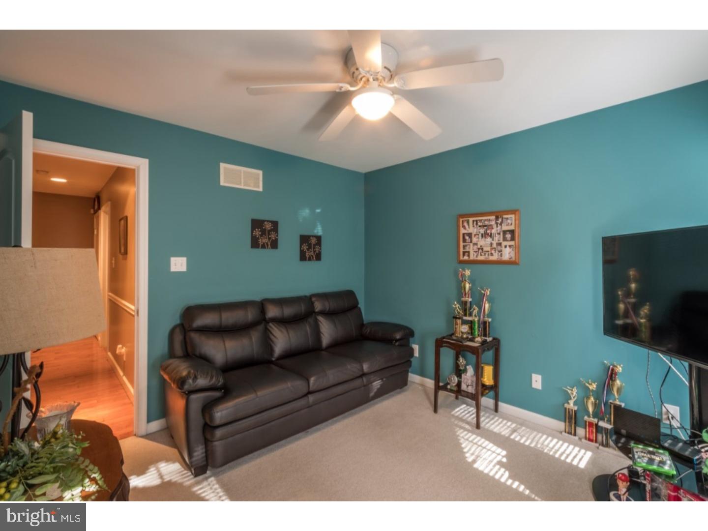 163 Norcross Road Sicklerville, NJ 08081 - Photo 5 of 25 Gallery Image 5