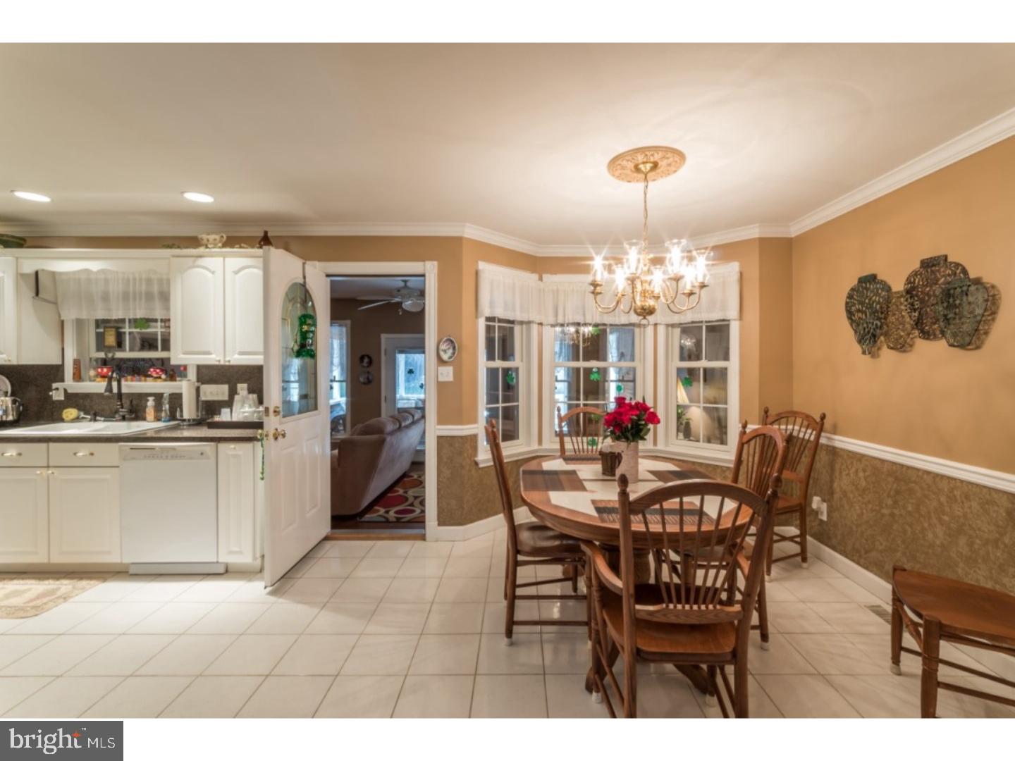 163 Norcross Road Sicklerville, NJ 08081 - Photo 6 of 25 Gallery Image 6