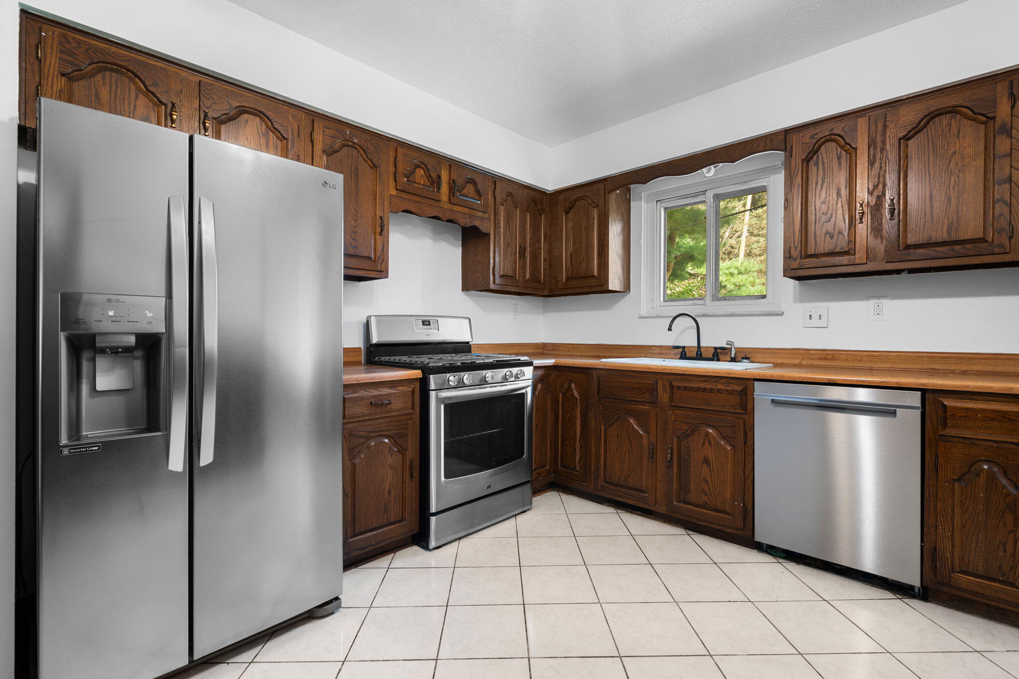 9977 Bemis Road Ypsilanti, MI 48197 - Photo 15 of 35 14-web-or-mls-DSC04361