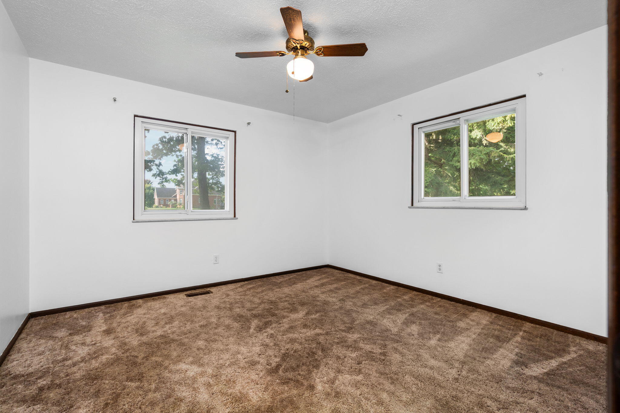 9977 Bemis Road Ypsilanti, MI 48197 - Photo 9 of 35 8-web-or-mls-DSC04324
