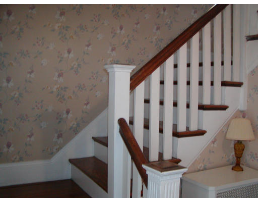 343 Billings Road Quincy, MA 02170 - Photo 4 of 10 Gallery Image 4