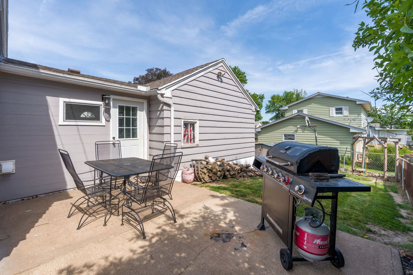 716 22nd Avenue North Clinton, IA 52732 - Photo 24 of 32