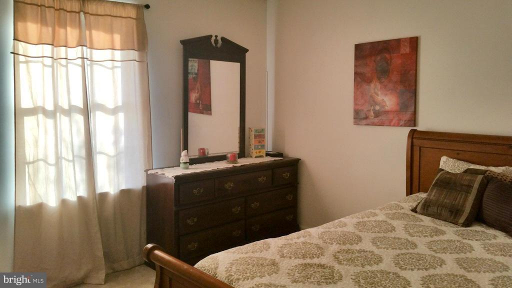 8086 Tate Road Ruther Glen, VA 22546 - Photo 16 of 27 Bedroom