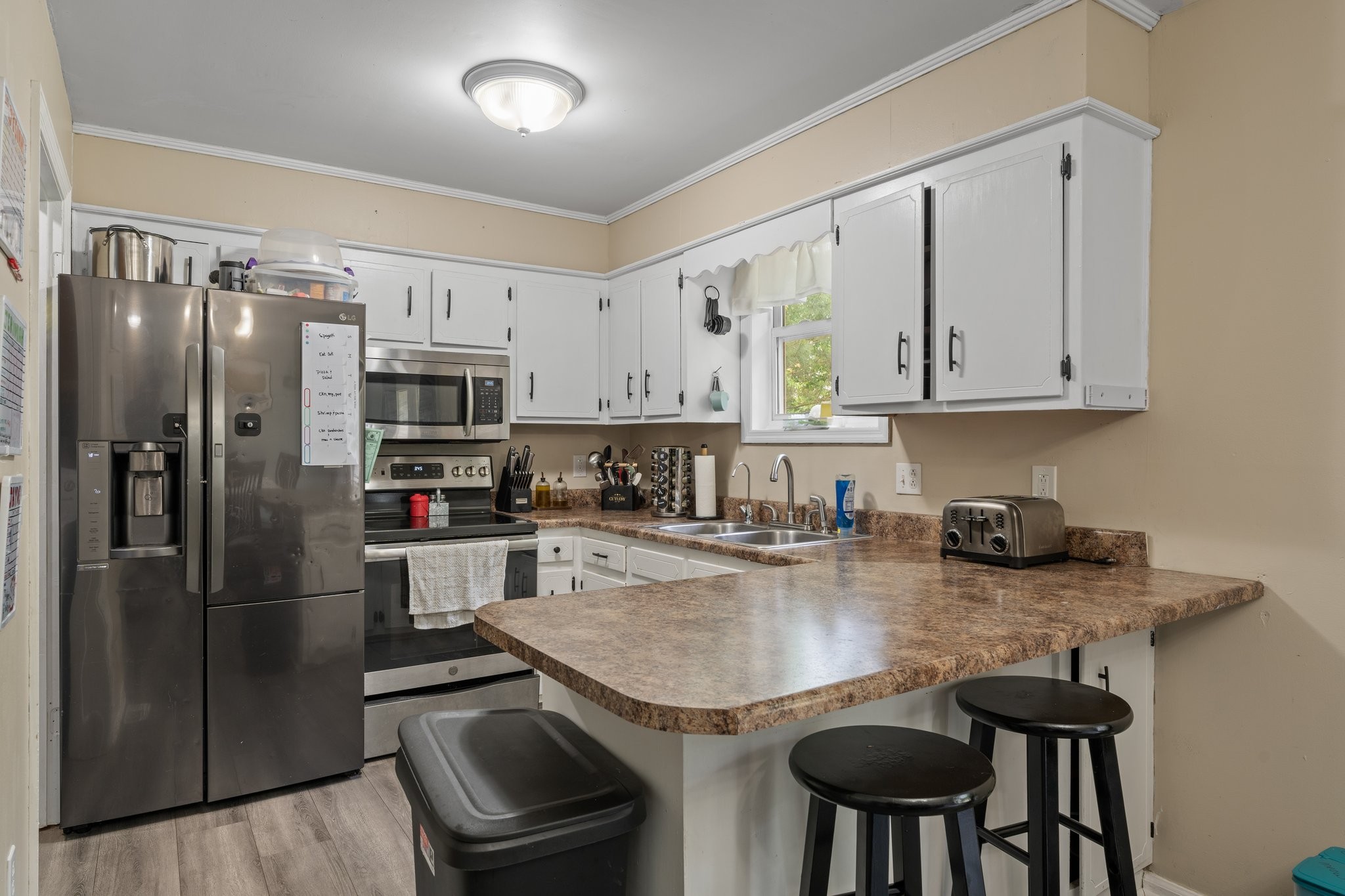 578 Ridgewood Drive Manchester, TN 37355 - Photo 5 of 17 Gallery Image 5