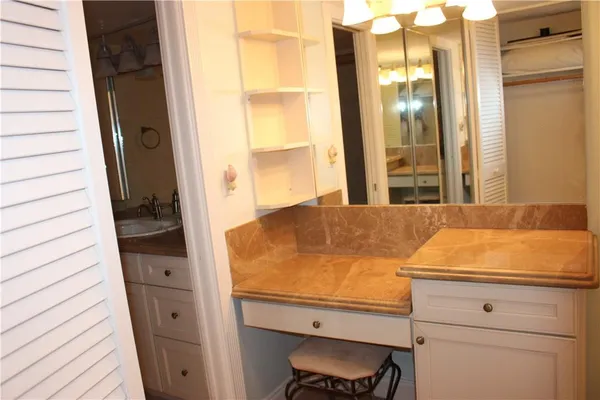 $3,000 | 750 North Ocean Boulevard, Unit 1210, Pompano Beach, FL 33062