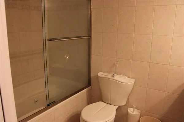 $3,000 | 750 North Ocean Boulevard, Unit 1210, Pompano Beach, FL 33062