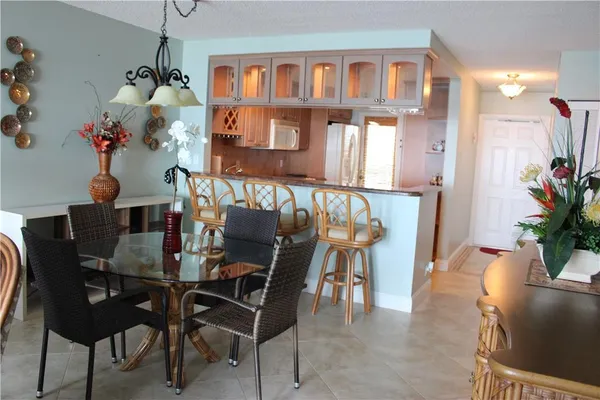 $3,000 | 750 North Ocean Boulevard, Unit 1210, Pompano Beach, FL 33062