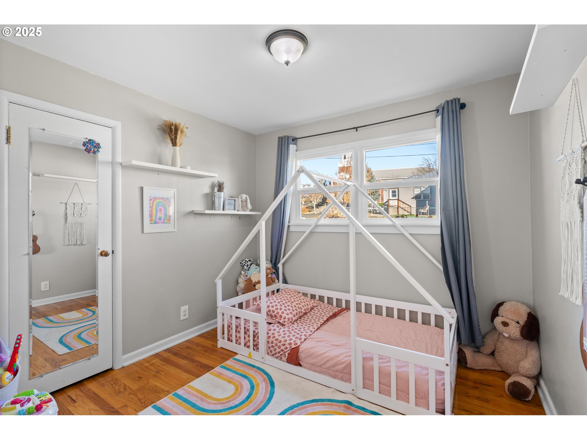 1214 Northwest Furnish Place Pendleton, OR 97801 - Photo 18 of 37 a view of entryway with a rug