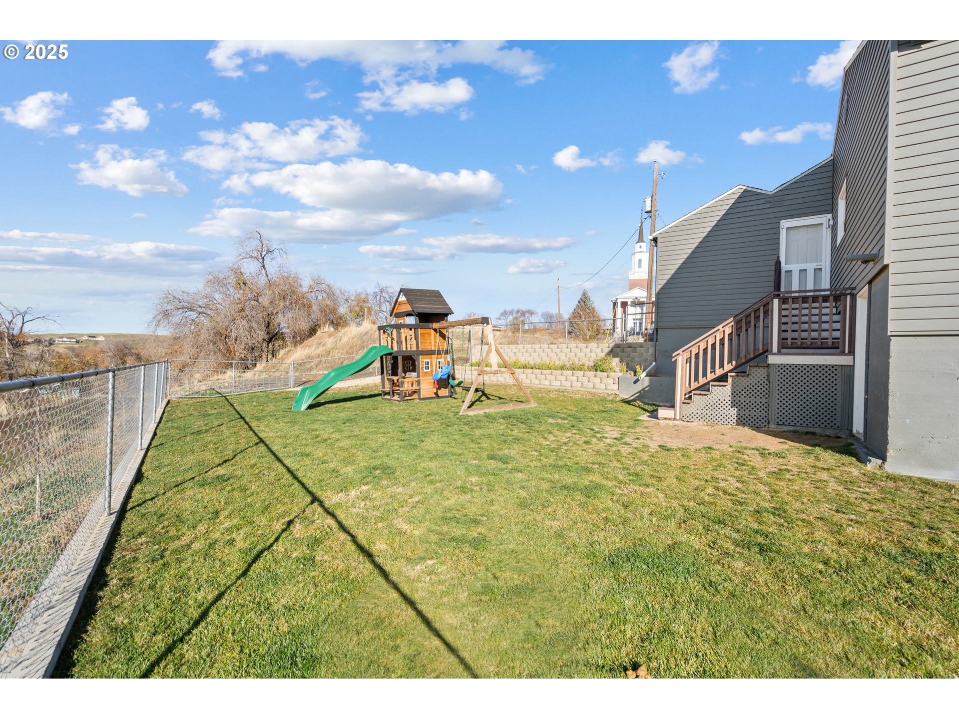 1214 Northwest Furnish Place Pendleton, OR 97801 - Photo 32 of 37 a view of an outdoor space and kitchen
