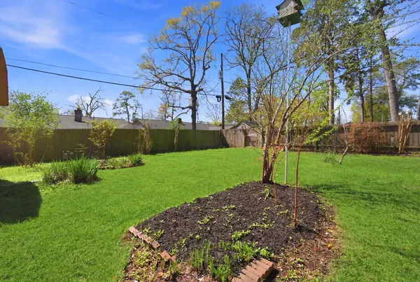 $250,000 | 1105 Northpine Drive, Conroe, TX 77301