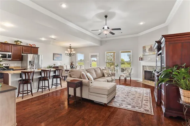 $275,000 | 252 Carriage Way, Thibodaux, LA 70301