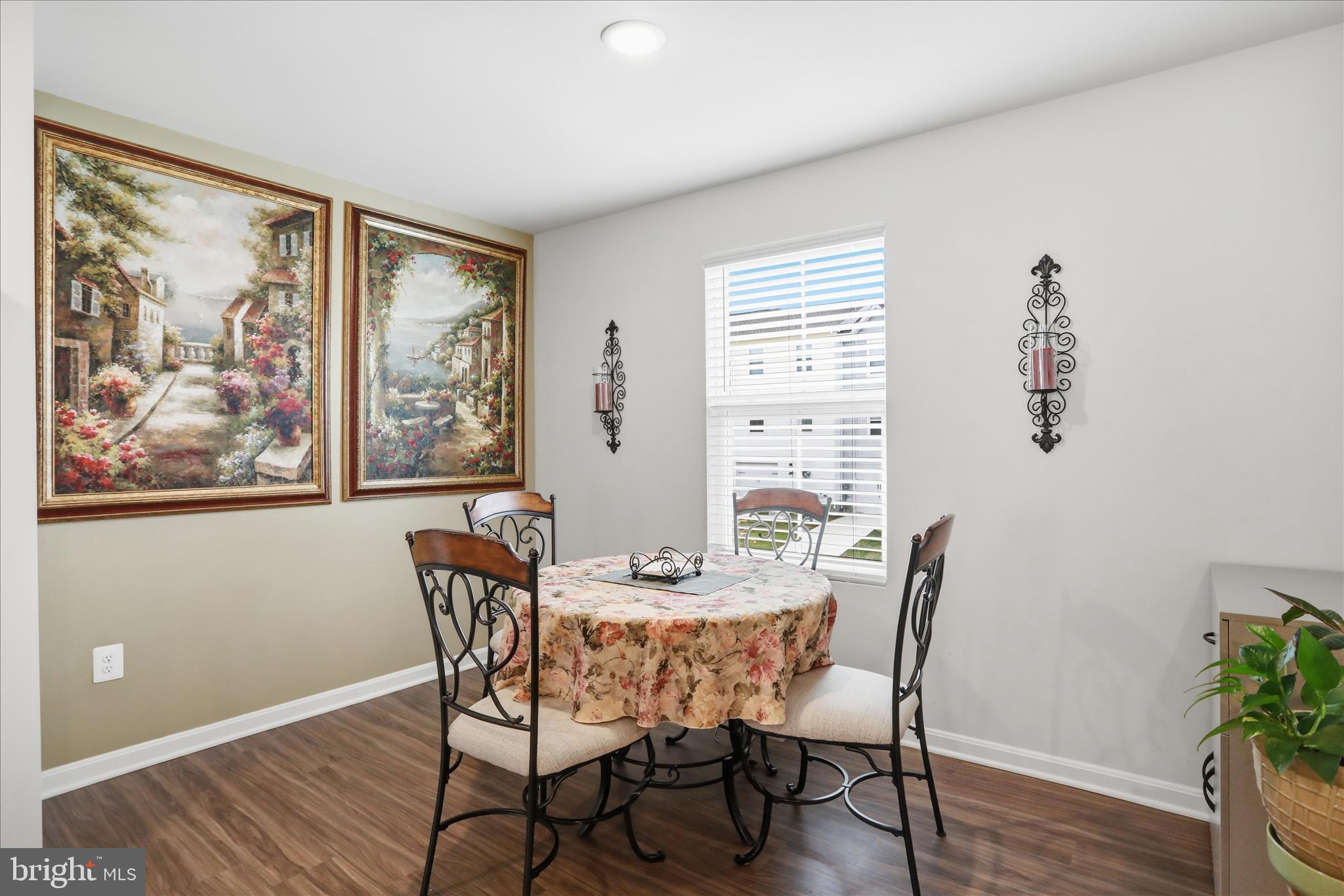 35 Thrower Road Hedgesville, WV 25427 - Photo 12 of 36 Dining area
