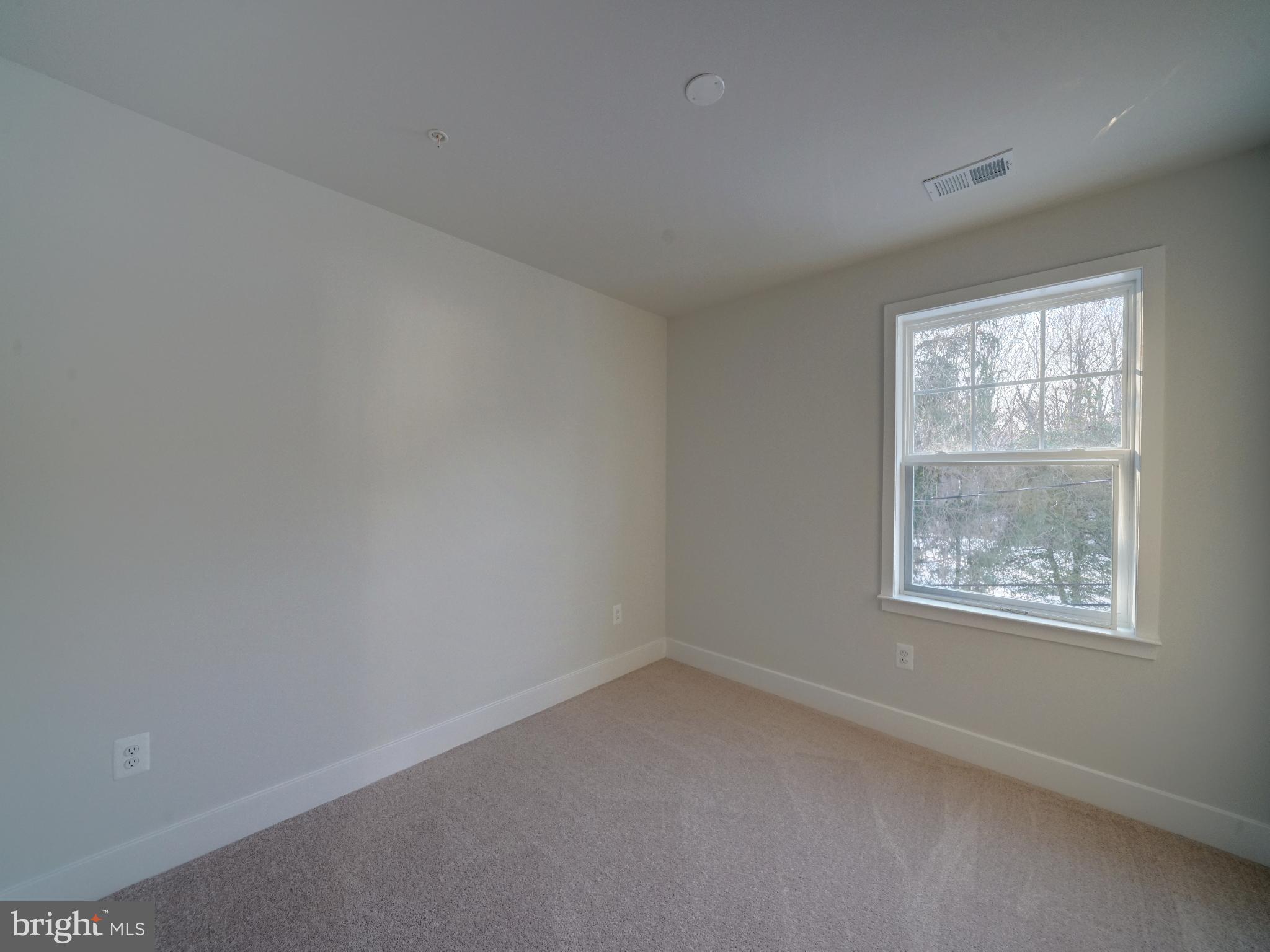 9425 Fairview Avenue Laurel, MD 20723 - Photo 109 of 125