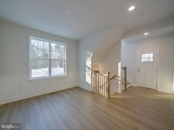 $850,000 | 9425 Fairview Avenue, Laurel, MD 20723