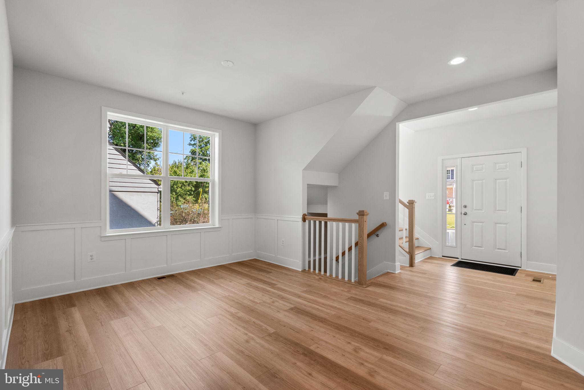 9425 Fairview Avenue Laurel, MD 20723 - Photo 7 of 125 Open area would be great as a dining or living rm