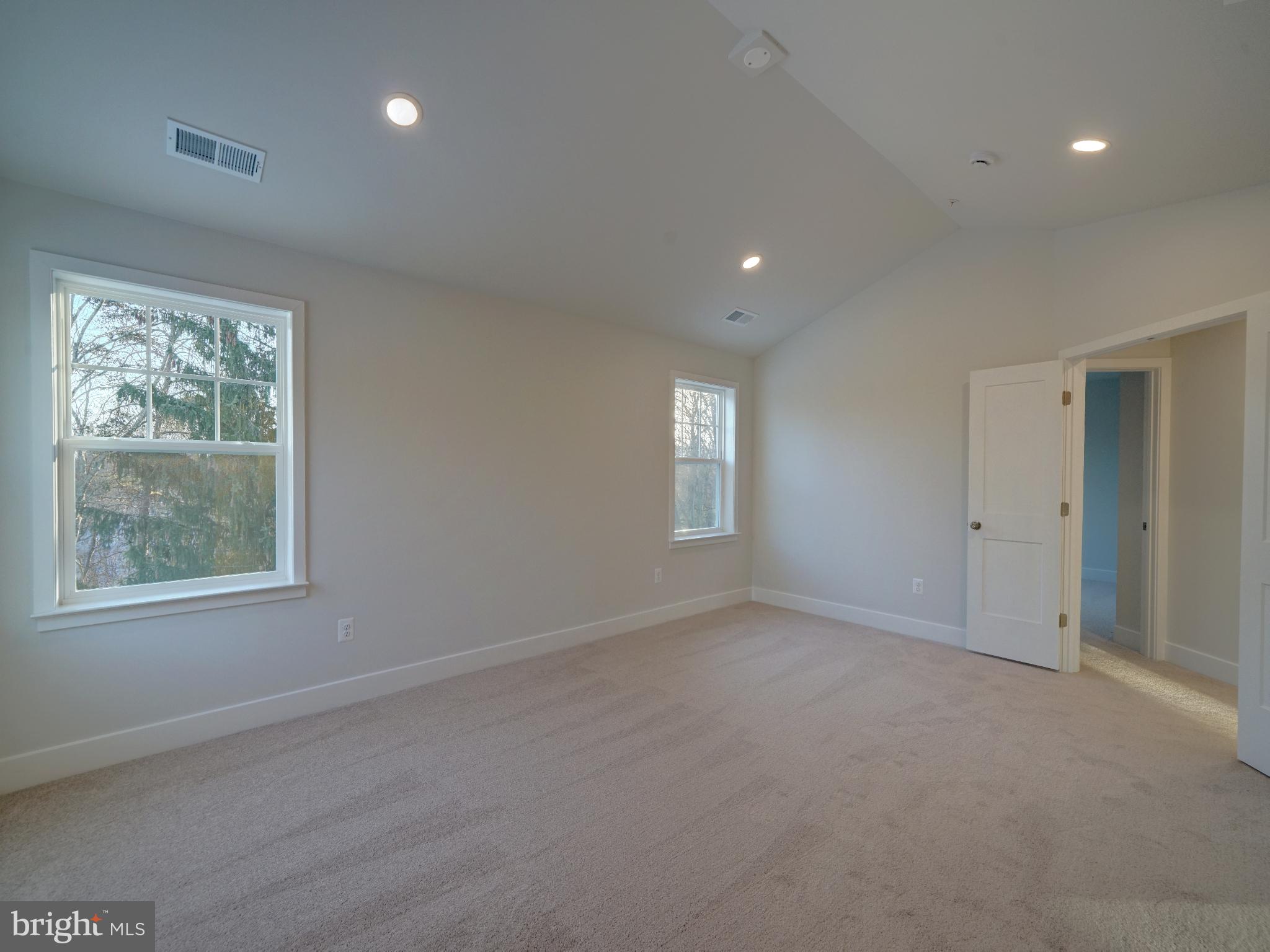 9425 Fairview Avenue Laurel, MD 20723 - Photo 98 of 125