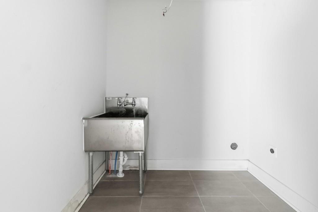 1620 Saddle Ridge Way Sandy Springs, GA 30350 - Photo 13 of 48