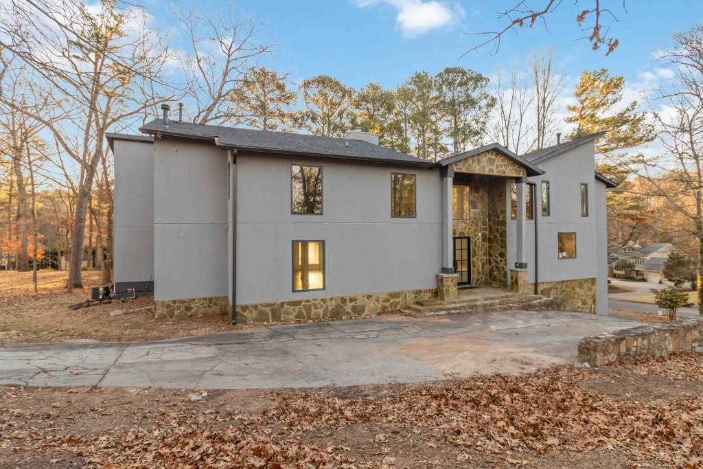 1620 Saddle Ridge Way Sandy Springs, GA 30350 - Photo 2 of 48