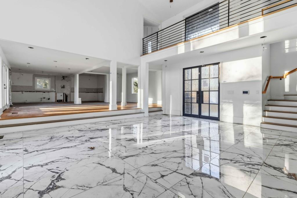 1620 Saddle Ridge Way Sandy Springs, GA 30350 - Photo 5 of 48