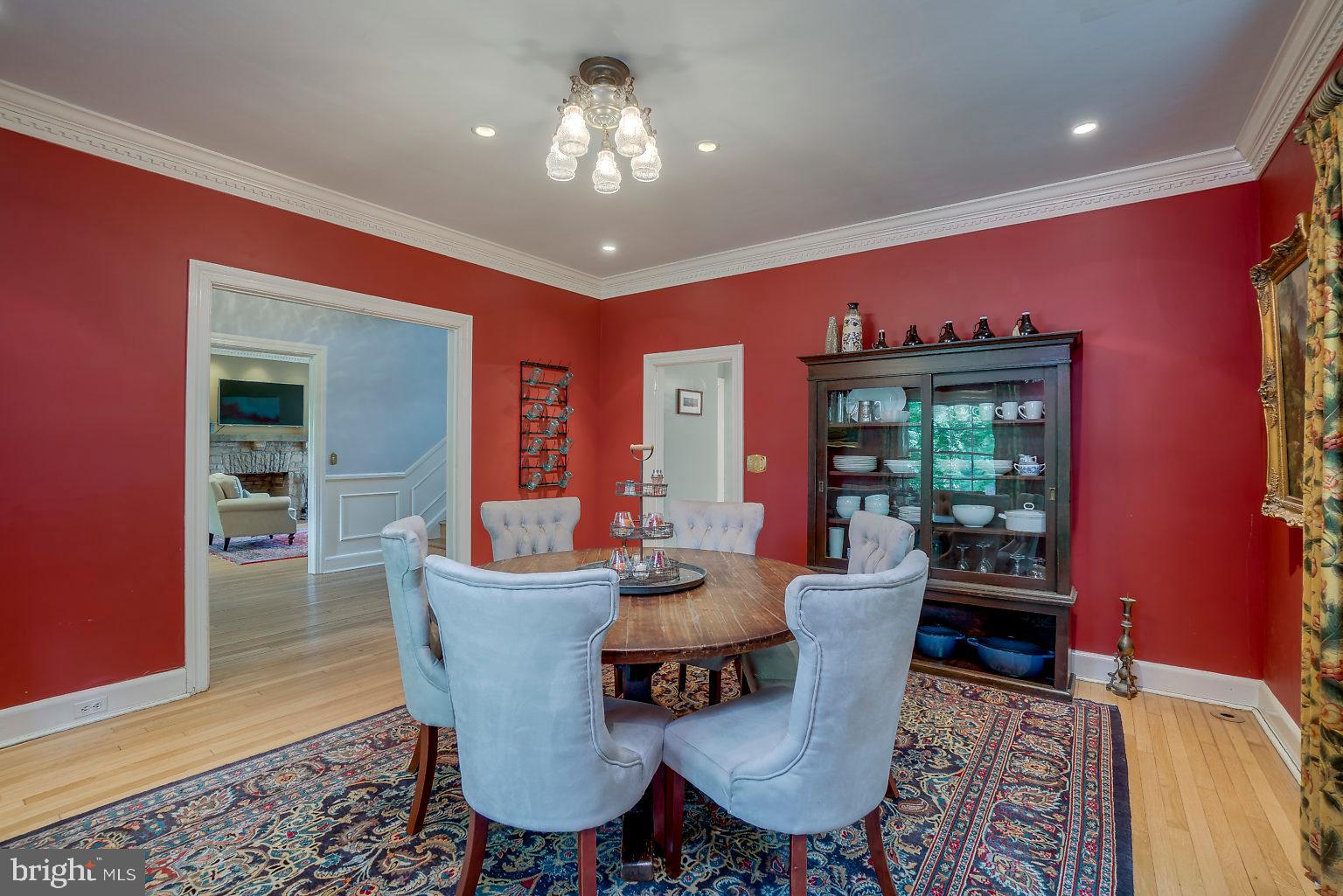 605 Somerset Road Baltimore, MD 21210 - Photo 8 of 69