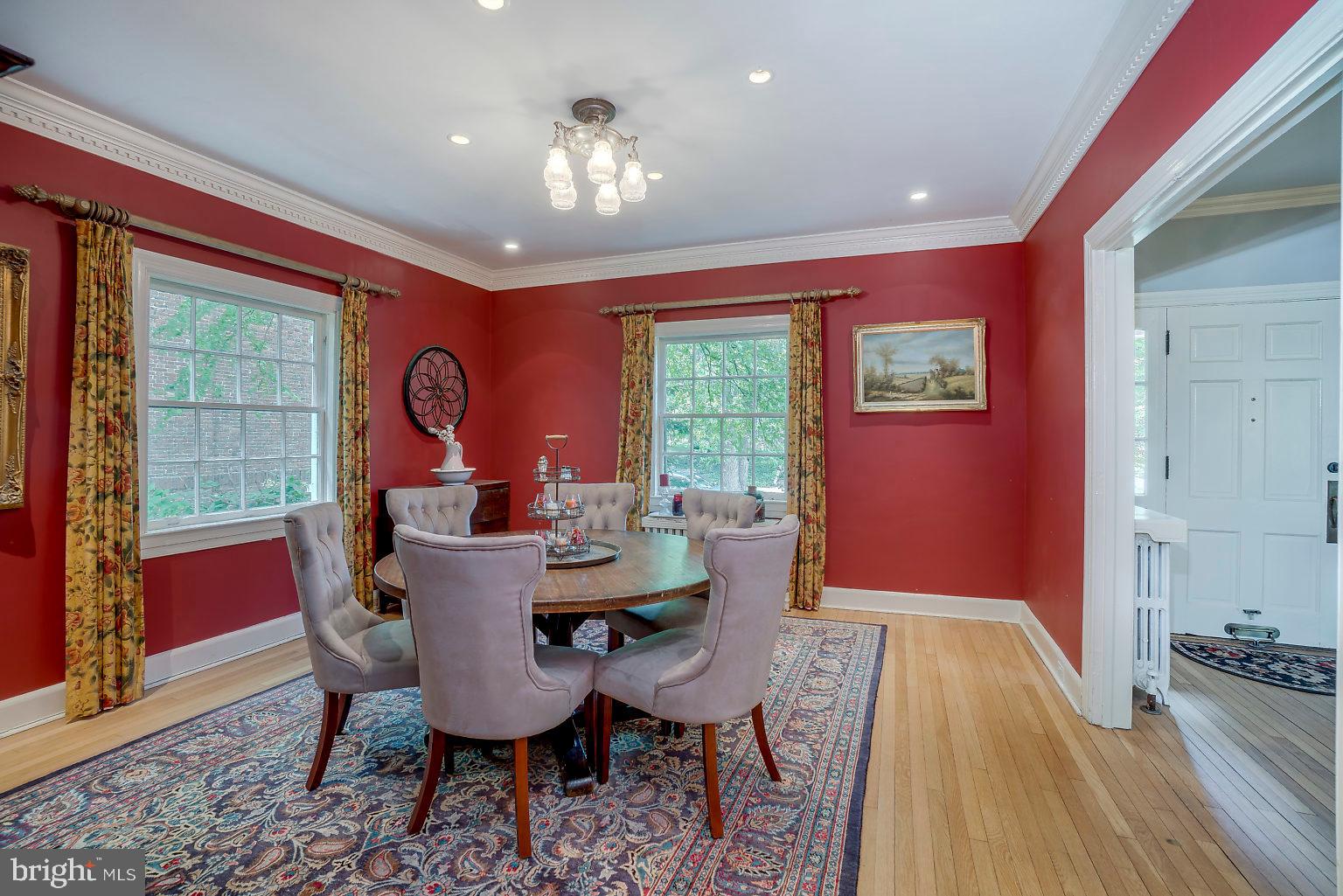 605 Somerset Road Baltimore, MD 21210 - Photo 10 of 69