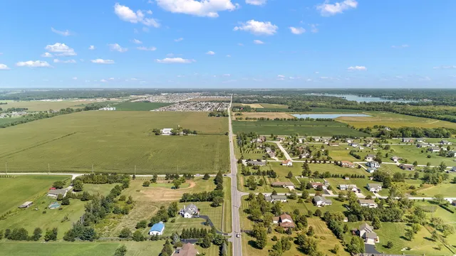 $249,900 | 9715 West 157th Avenue, Lowell, IN 46356