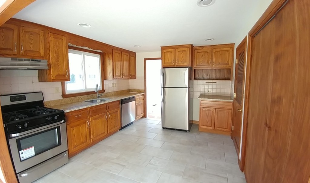 281 Moncrief Road Rockland, MA 02370 - Photo 6 of 15 Gallery Image 6