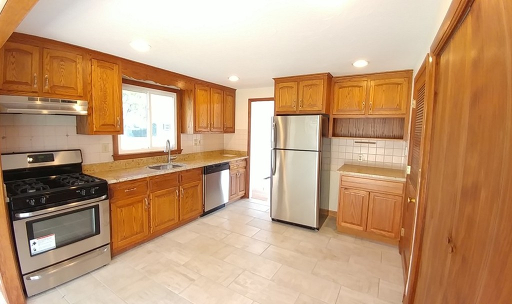 281 Moncrief Road Rockland, MA 02370 - Photo 7 of 15 Gallery Image 7