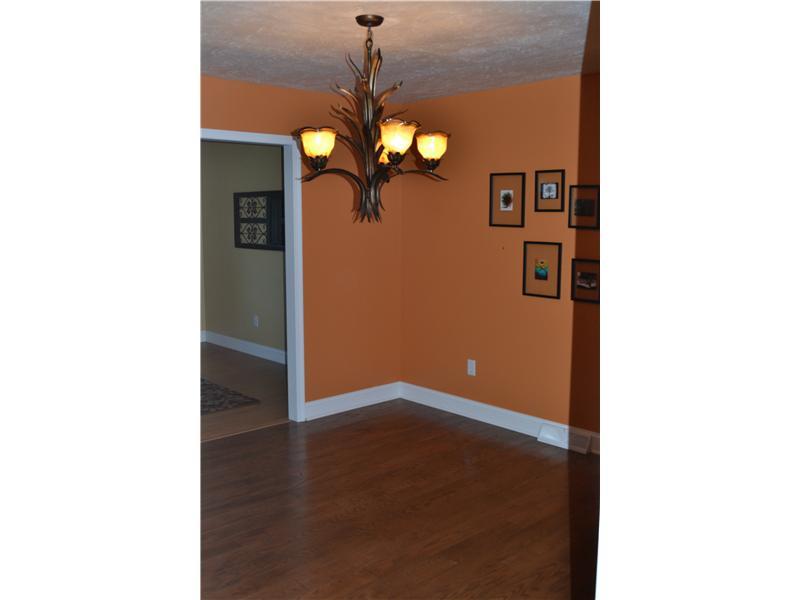 124 Temple Road Monaca, PA 15061 - Photo 9 of 24 Dining Room.
