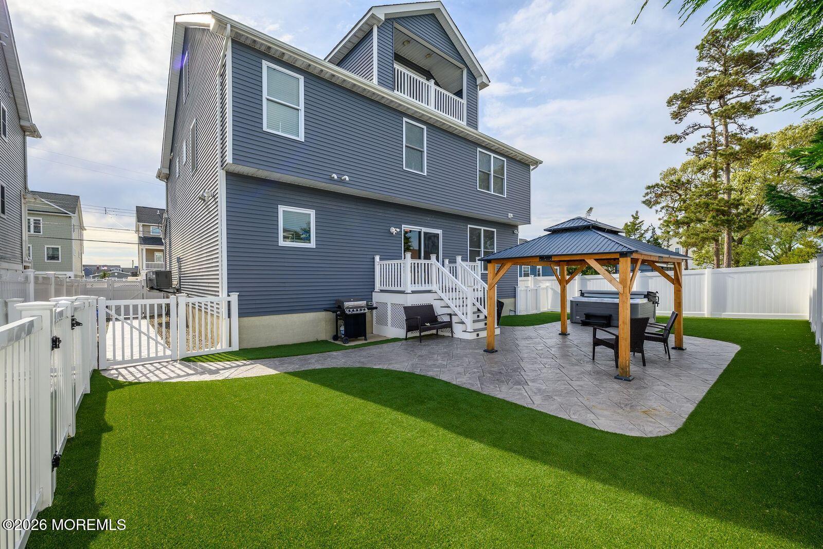 24 Woodhaven Road Toms River, NJ 08753 - Photo 41 of 50 WH49