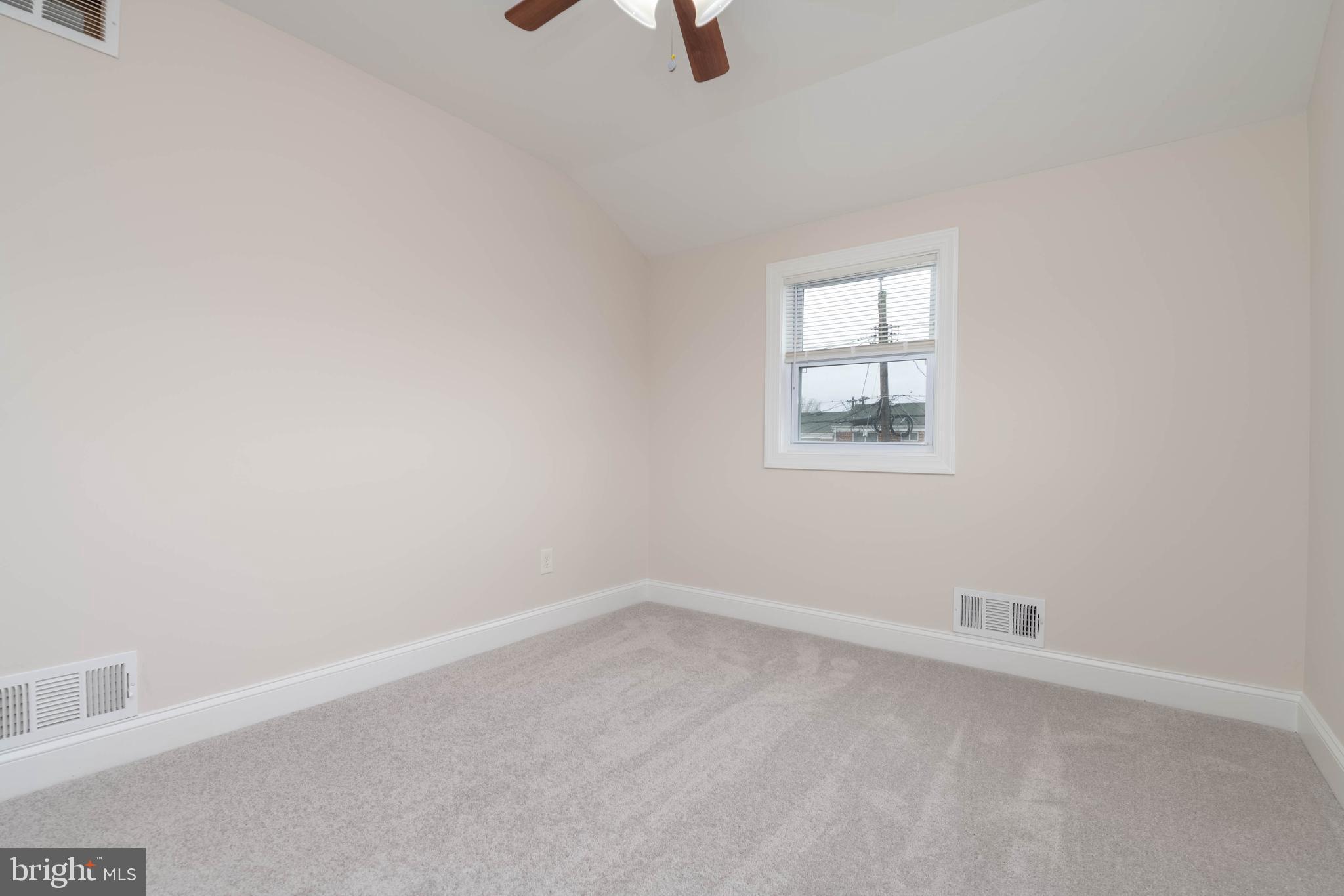 7832 Lockwood Road Dundalk, MD 21222 - Photo 21 of 42 Gallery Image 21