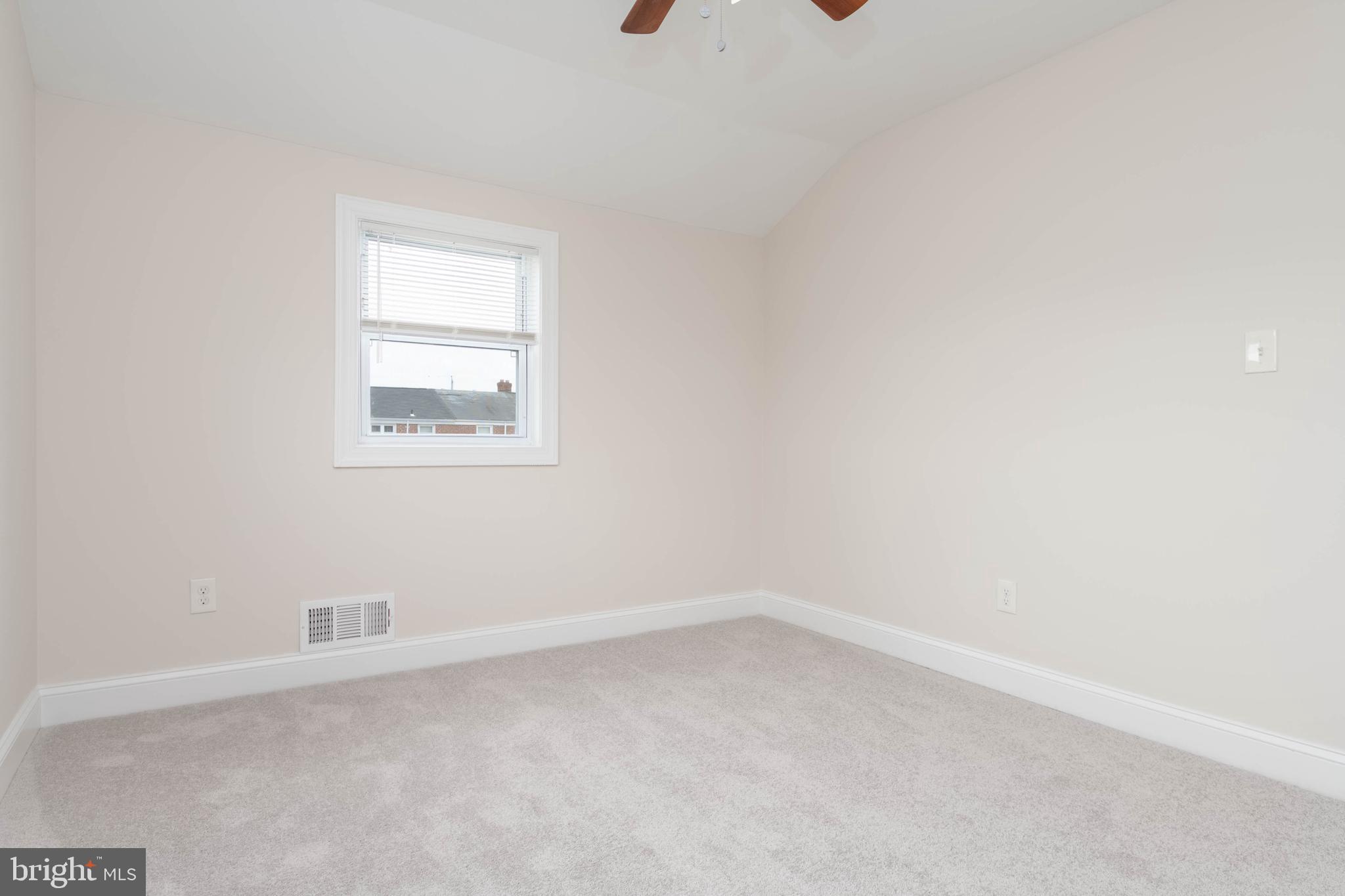 7832 Lockwood Road Dundalk, MD 21222 - Photo 29 of 42 Gallery Image 29