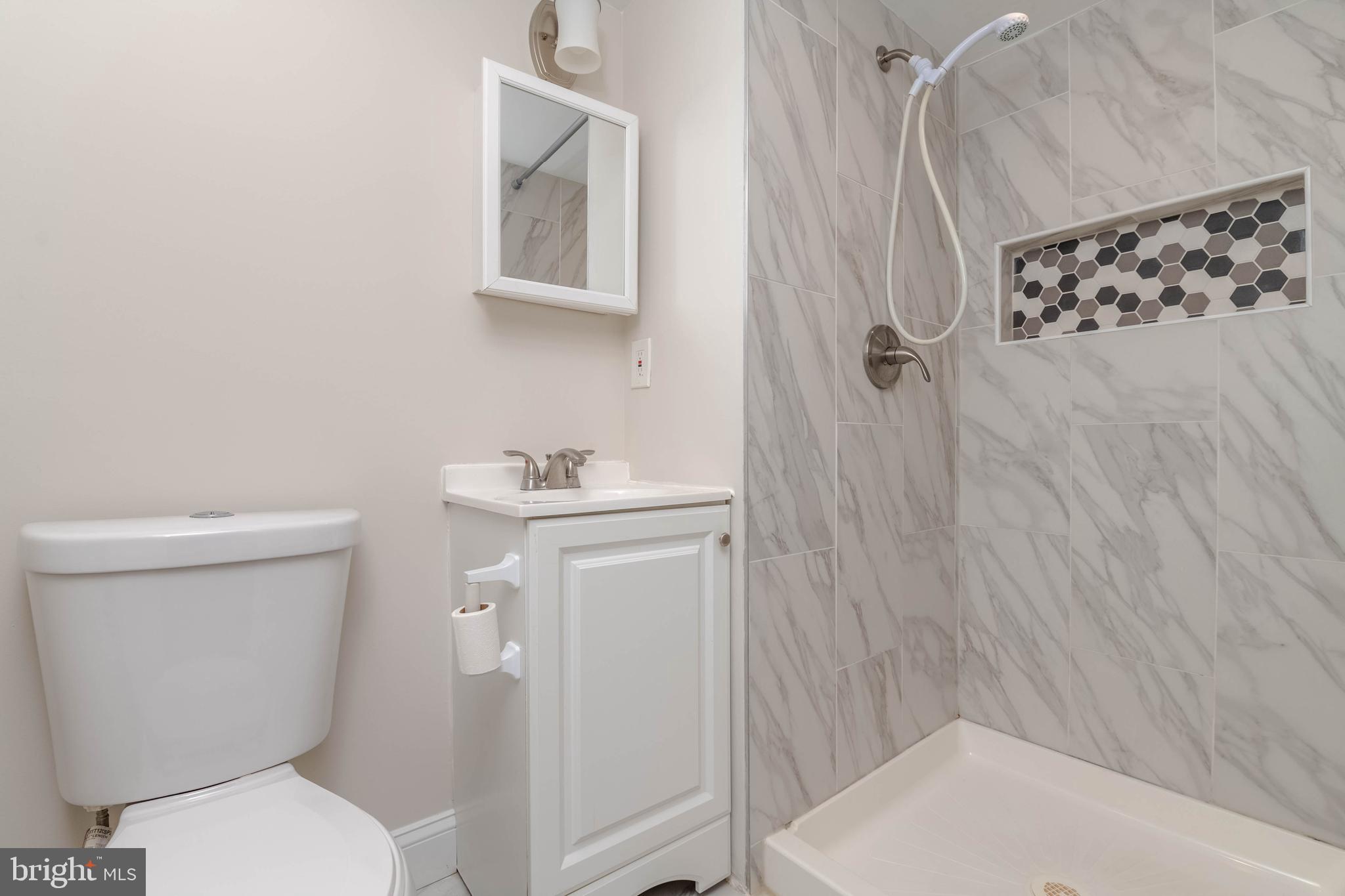 7832 Lockwood Road Dundalk, MD 21222 - Photo 35 of 42 Gallery Image 35