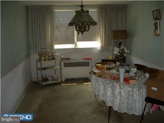 7428 Drexel Road Philadelphia, PA 19151 - Photo 5 of 12 Dining Room
