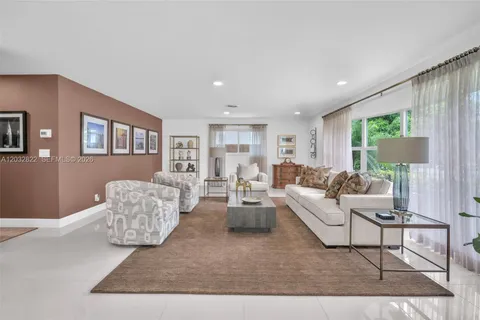 $900,000 | 2104 Northeast 63rd Street, Fort Lauderdale, FL 33308