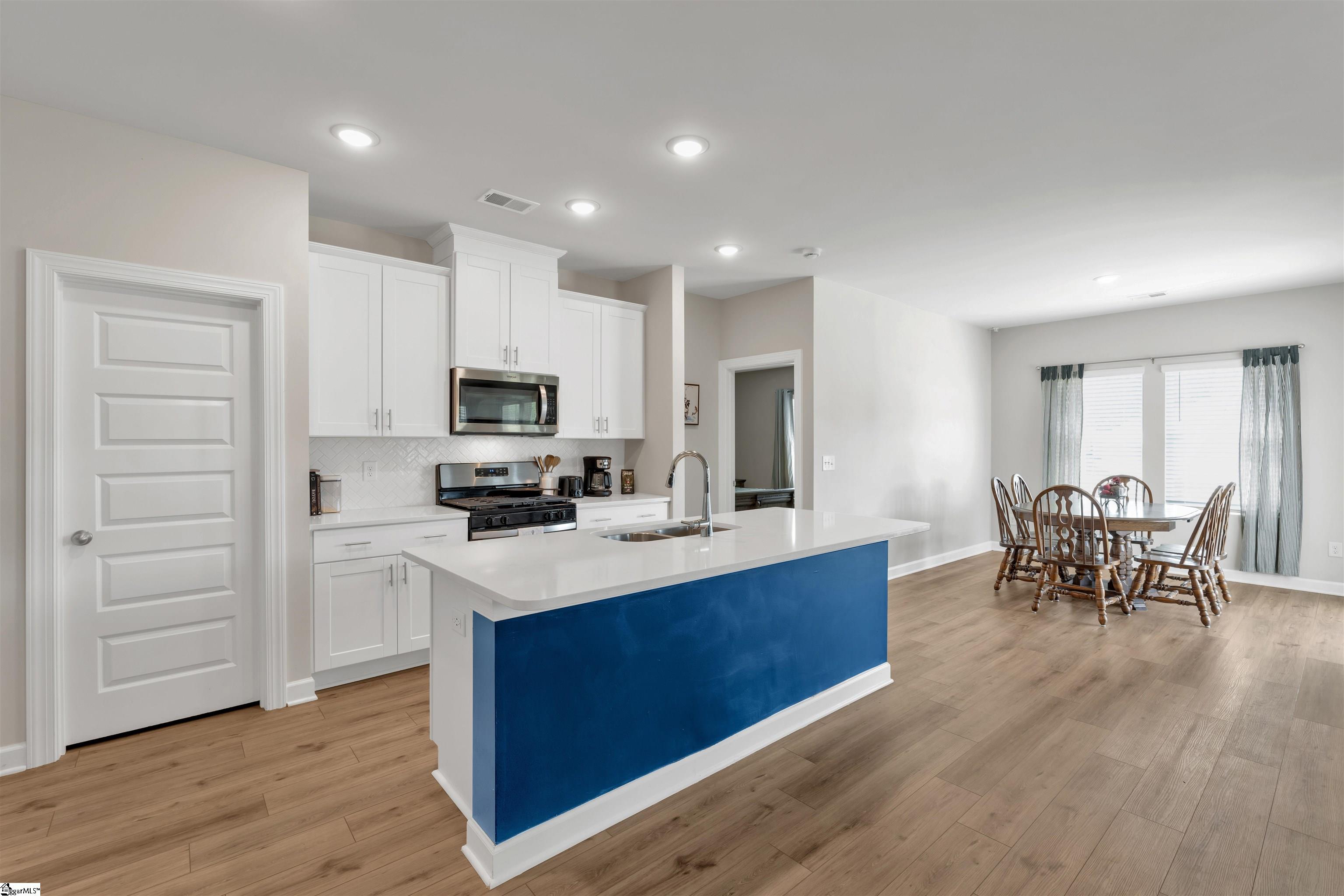 138 Layken Drive Fountain Inn, SC 29644 - Photo 3 of 23