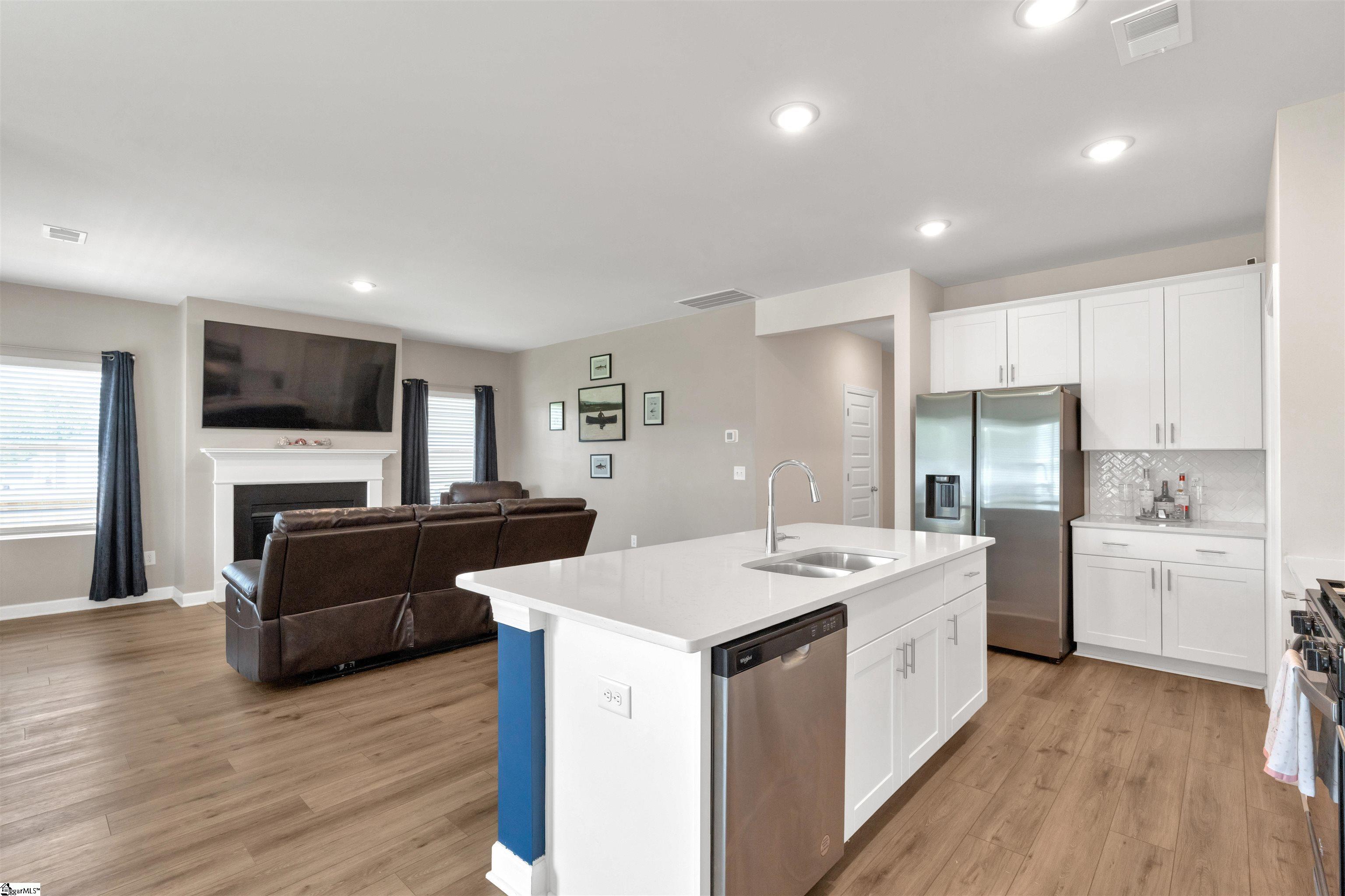 138 Layken Drive Fountain Inn, SC 29644 - Photo 5 of 23