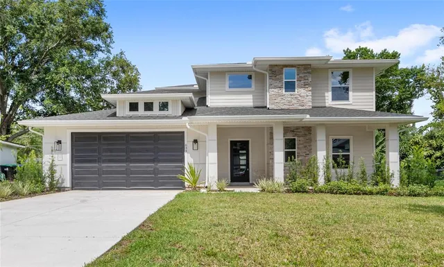 $650,000 | 634 Burch Avenue, Winter Garden, FL 34787