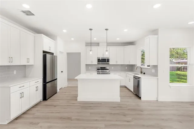 $650,000 | 634 Burch Avenue, Winter Garden, FL 34787