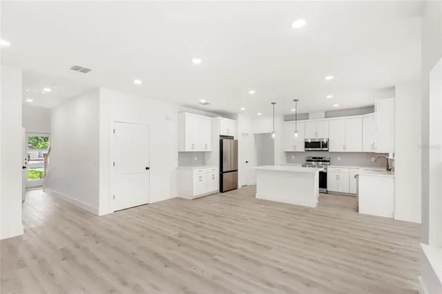 $650,000 | 634 Burch Avenue, Winter Garden, FL 34787