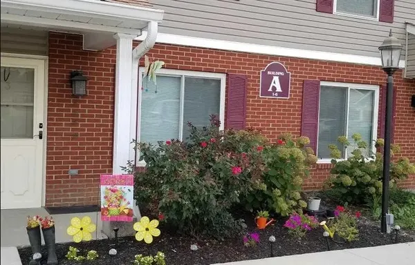 $640 | 15 Orchard Lane, Jackson, OH 45640