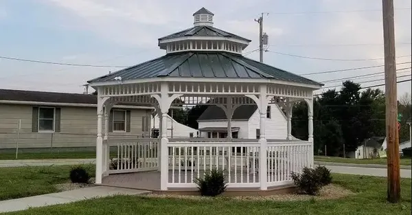 $640 | 15 Orchard Lane, Jackson, OH 45640