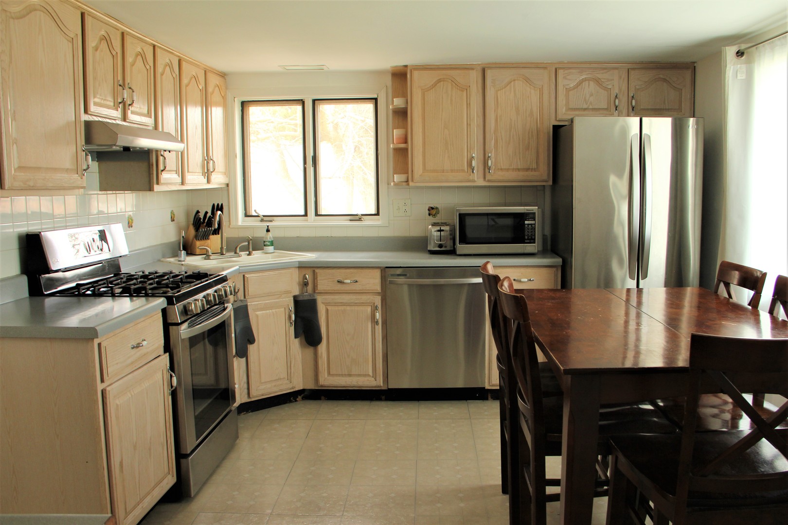 720 Chestnut Street Lemont, IL 60439 - Photo 7 of 27