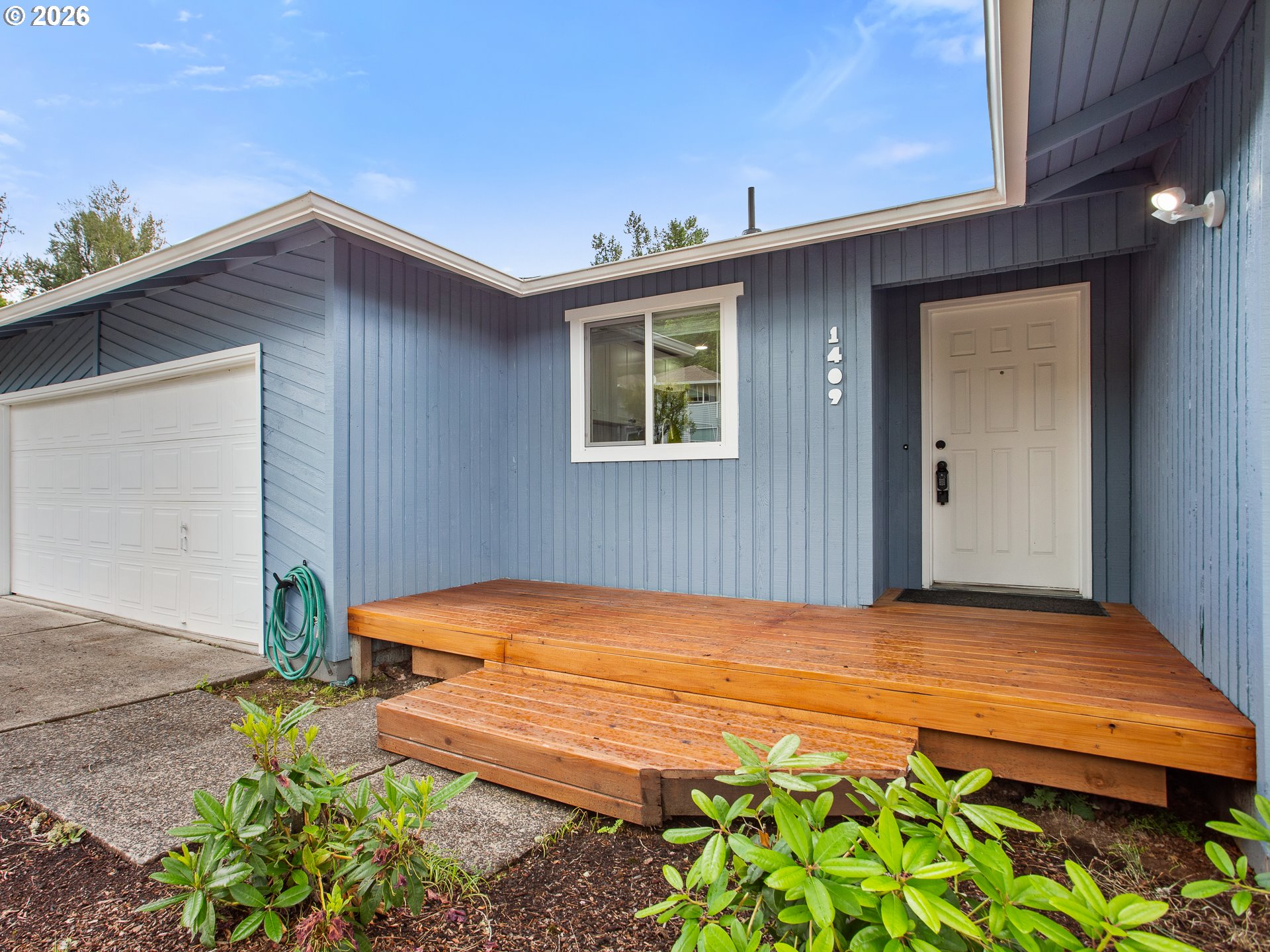 1409 Southwest Chastain Avenue Gresham, OR 97080 - Photo 3 of 48