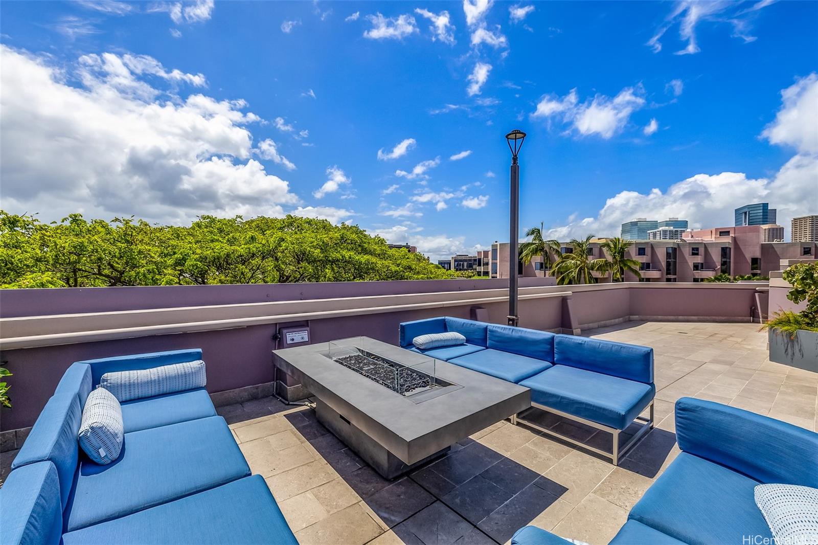 415 South Street, Unit 4202 Honolulu, HI 96813 - Photo 19 of 21 a view of a terrace with furniture