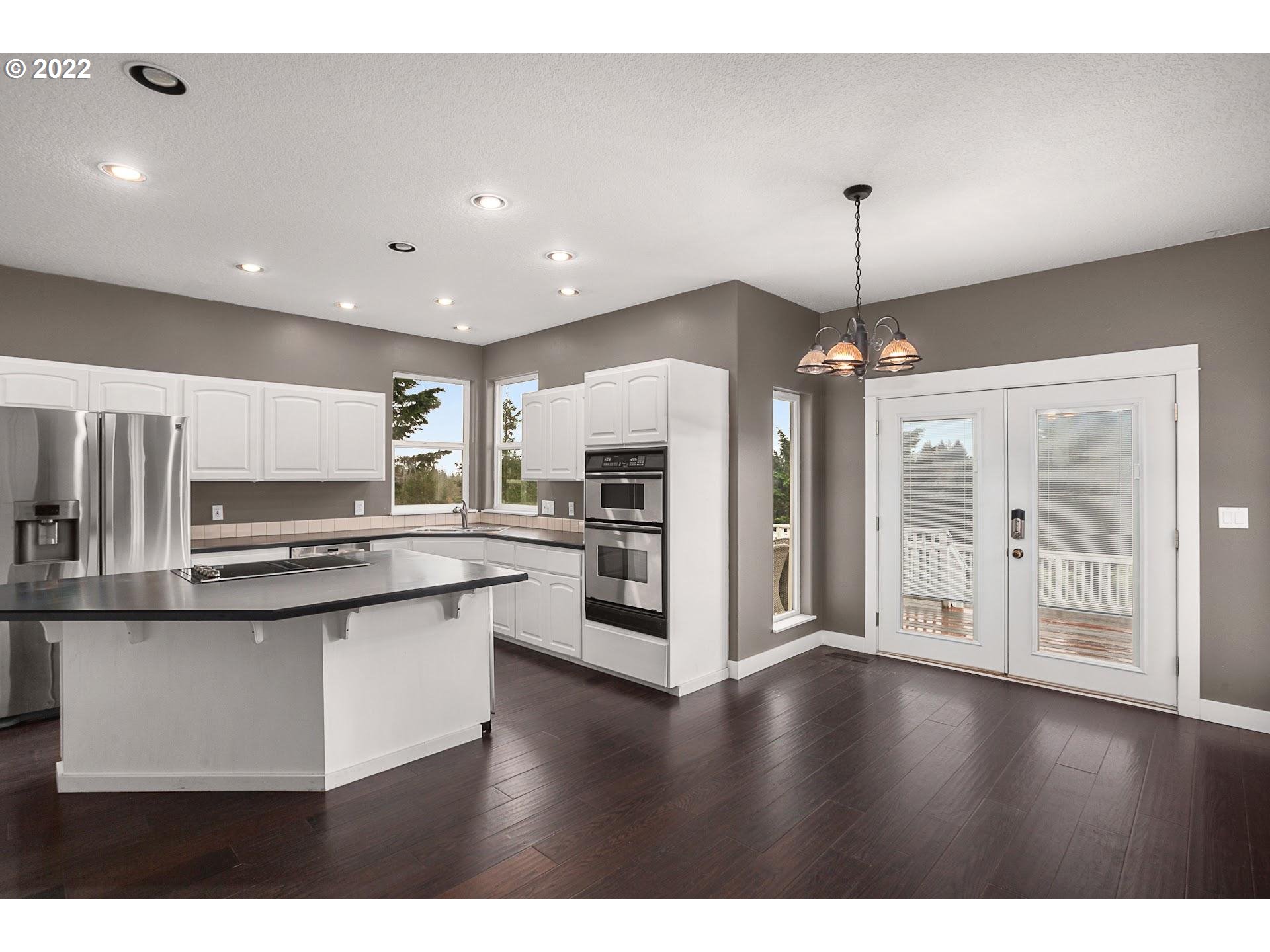 34058 East Kappler Road St. Helens, OR 97051 - Photo 5 of 32 Kitchen/Nook