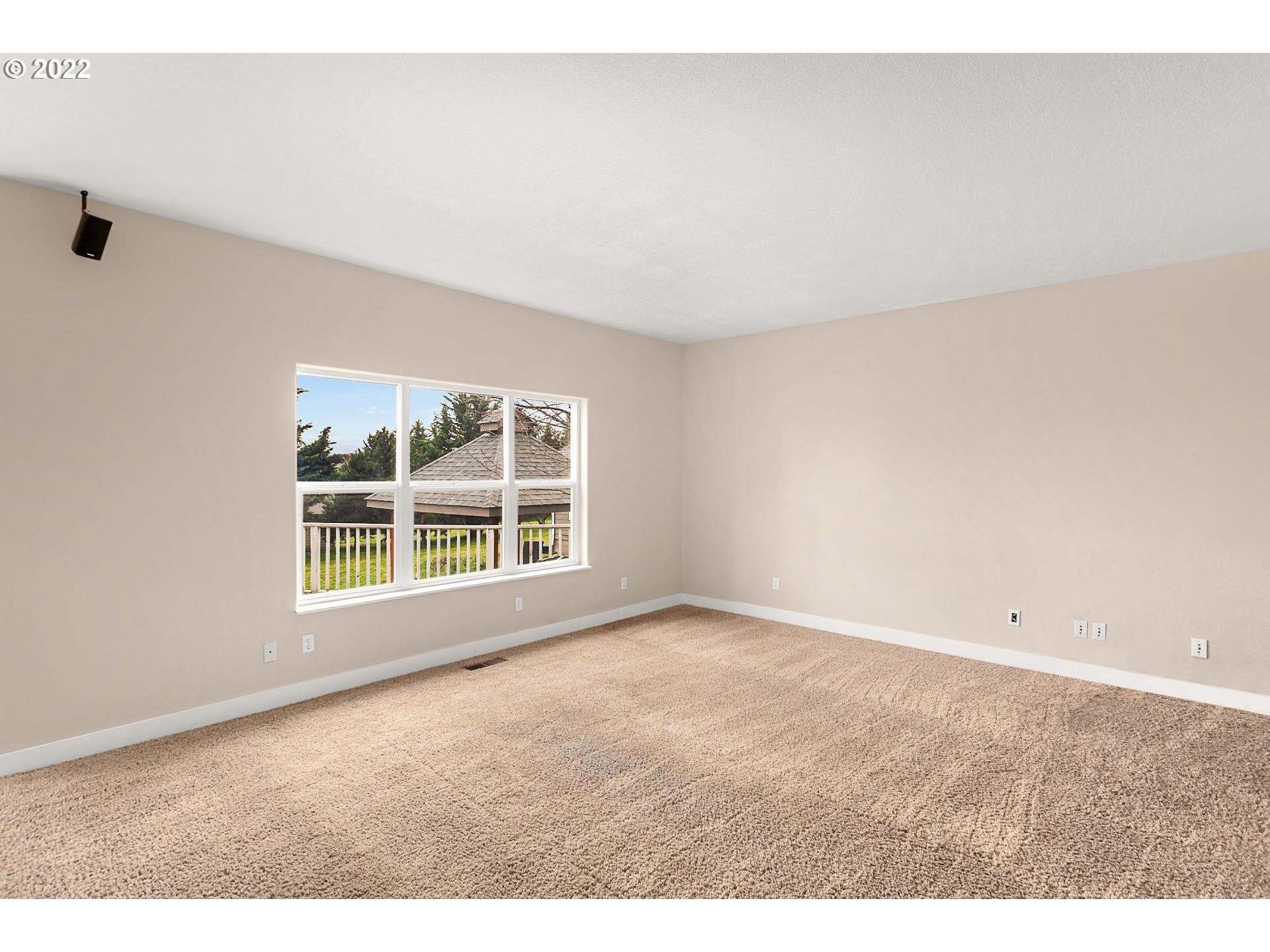 34058 East Kappler Road St. Helens, OR 97051 - Photo 8 of 32 Family Room
