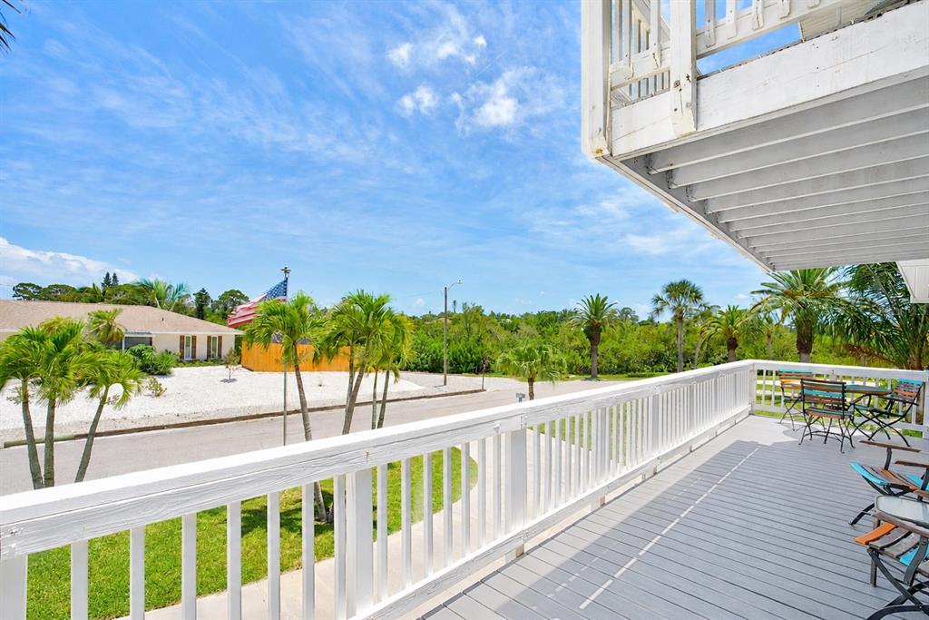 1194 Linden Road Venice, FL 34293 - Photo 11 of 45