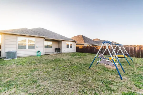 $282,000 | 13649 Helix Bridge Way, Crowley, TX 76036
